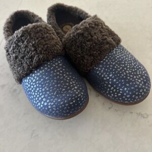Revitalign Orthotic Suede Sz 8 Ellie Slippers Blue Metallic Comfortcore Lounge